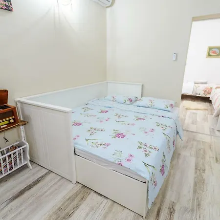 Old Apartament